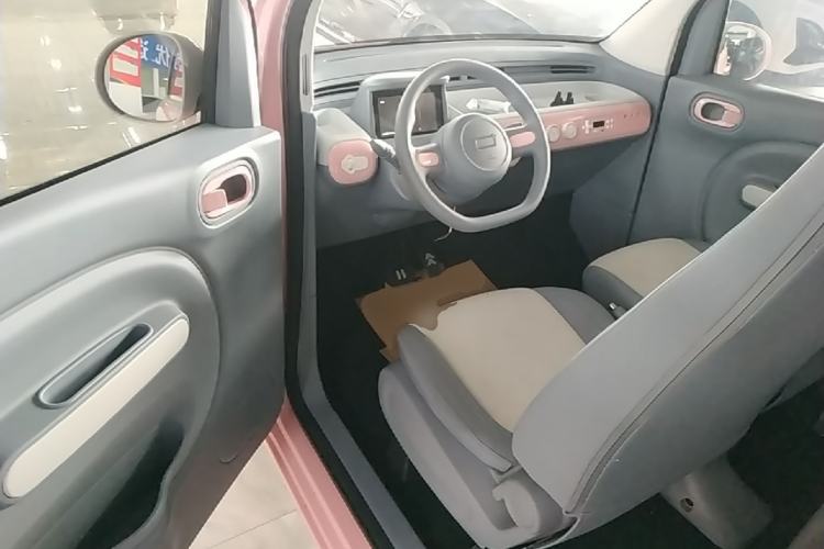 Used Bestune Pony 2025 222km Lightning Horse Driver Seat