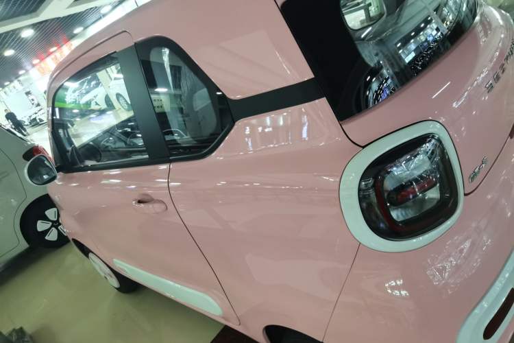 Used Bestune Pony 2025 222km Lightning Horse Exterior 5