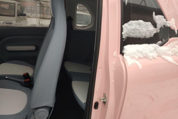 Used Bestune Pony 2025 222km Lightning Horse Interior 1