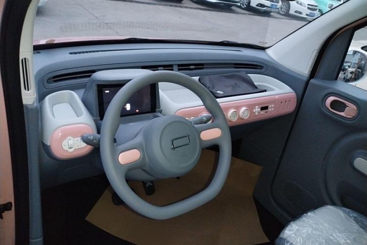 Used Bestune Pony 2025 222km Lightning Horse Interior 1