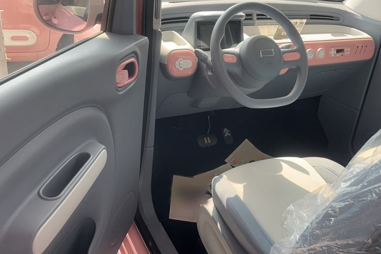 Used Bestune Pony 2025 222km Range Agile Horse Interior 2
