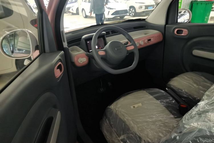 Used Bestune Pony 2025 222km Lightning Horse Interior 2
