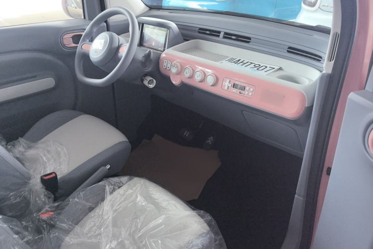 Used Bestune Pony 2025 222km Lightning Horse Interior 3