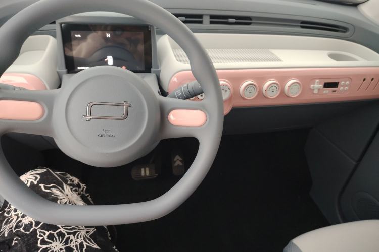 Used Bestune Pony 2025 222km Lightning Horse Interior 3