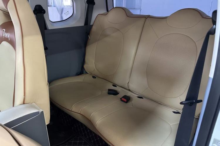 Used Bestune Pony 2025 222km Lightning Horse Interior 5