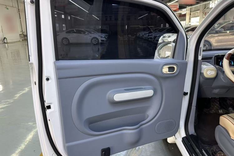 Used Bestune Pony 2025 222km Lightning Horse Interior 8