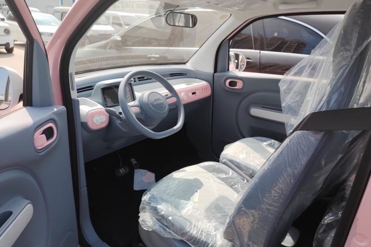 Used Bestune Pony 2025 222km Range Agile Horse Left Front Seat