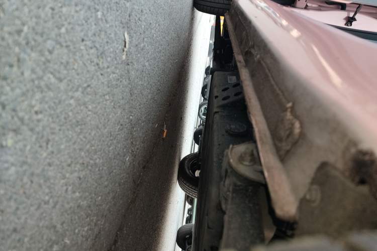 Used Bestune Pony 2025 222km Lightning Horse Left Side Sill