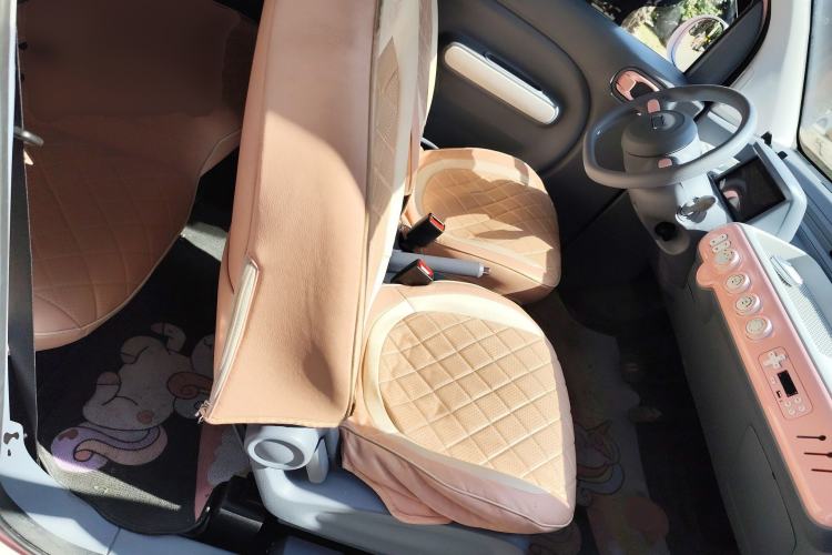 Used Bestune Pony 2025 222km Range Agile Horse Right Front Seat