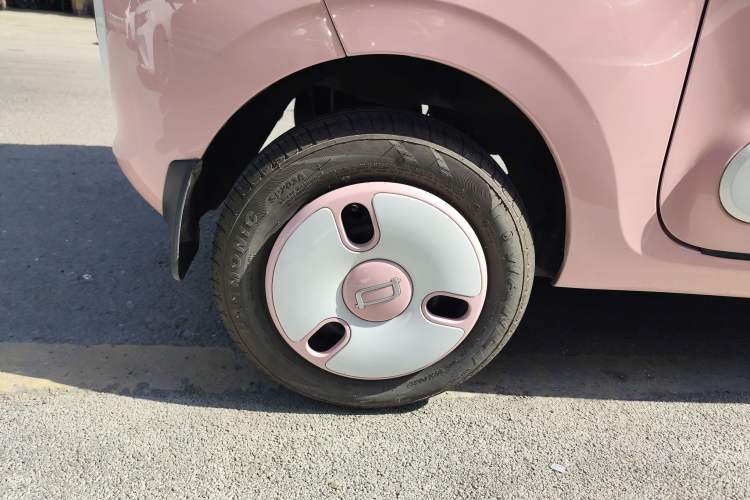 Used Bestune Pony 2025 222km Range Agile Horse Right Rear Wheel Hub