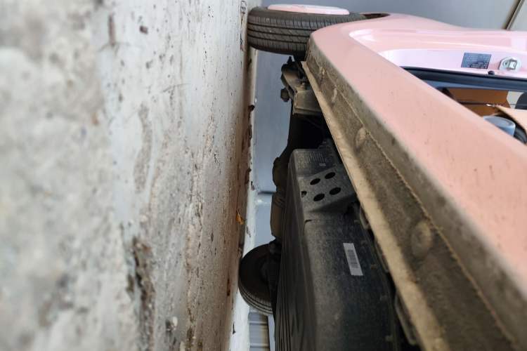 Used Bestune Pony 2025 222km Range Agile Horse Right Side Sill