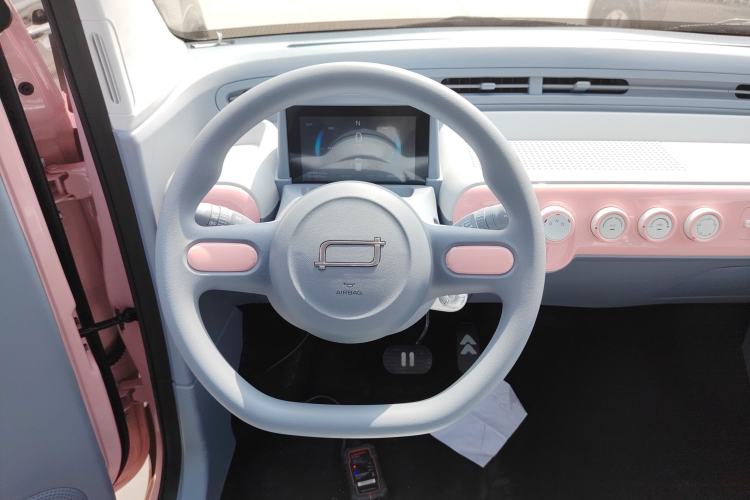 Used Bestune Pony 2025 222km Range Agile Horse Steering Wheel
