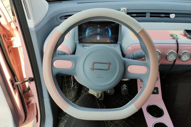 Used Bestune Pony 2025 222km Range Agile Horse Steering Wheel