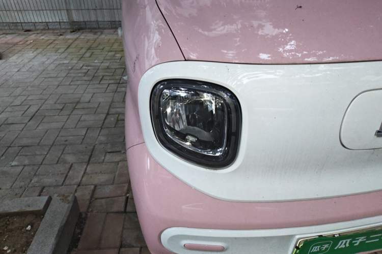 Used Bestune Pony 2025 222km Clever Horse Right Front Headlight