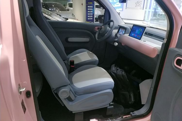 Used Bestune Pony 2025 222km Clever Horse Right Front Seat