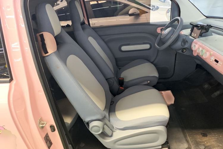 Used Bestune Pony 2025 222km Range Agile Horse Right Front Seat