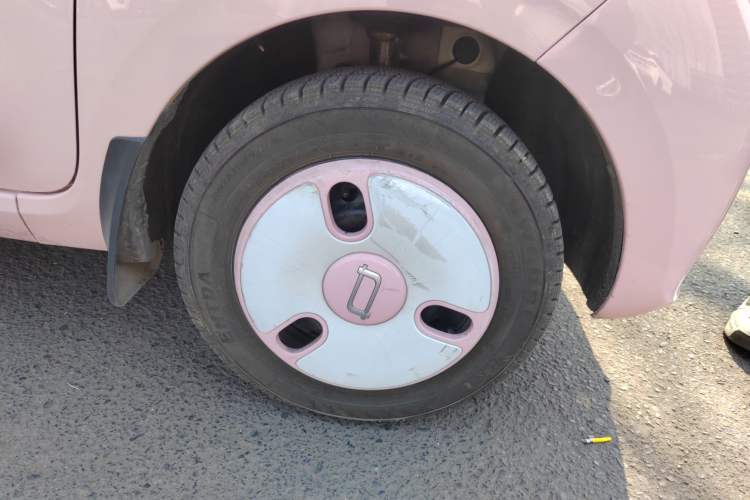 Used Bestune Pony 2025 222km Range Agile Horse Right Front Wheel Hub