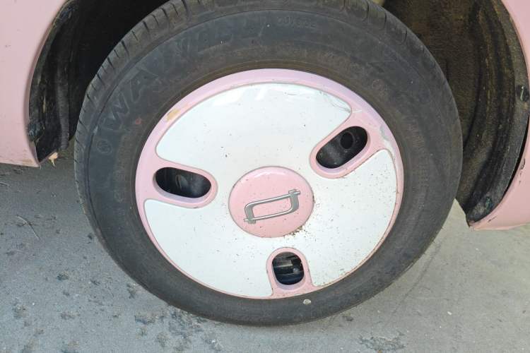 Used Bestune Pony 2025 222km Range Agile Horse Right Front Wheel Hub