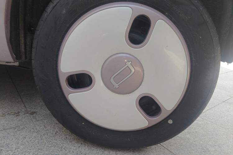 Used Bestune Pony 2025 222km Range Agile Horse Right Front Wheel Hub