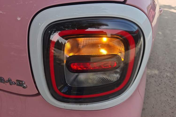 Used Bestune Pony 2025 222km Range Agile Horse Right Rear Taillight