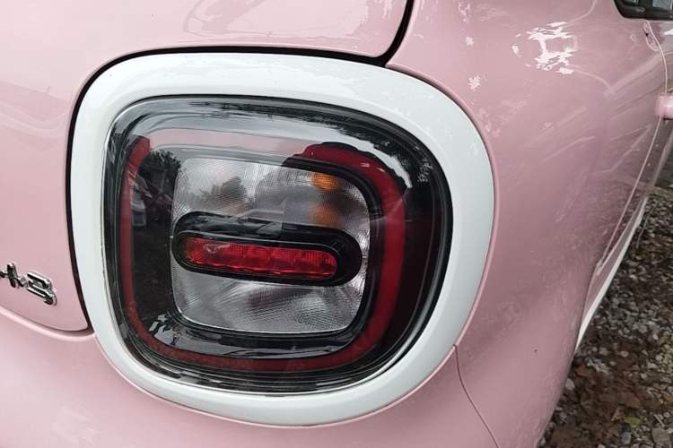Used Bestune Pony 2025 222km Range Agile Horse Right Rear Taillight