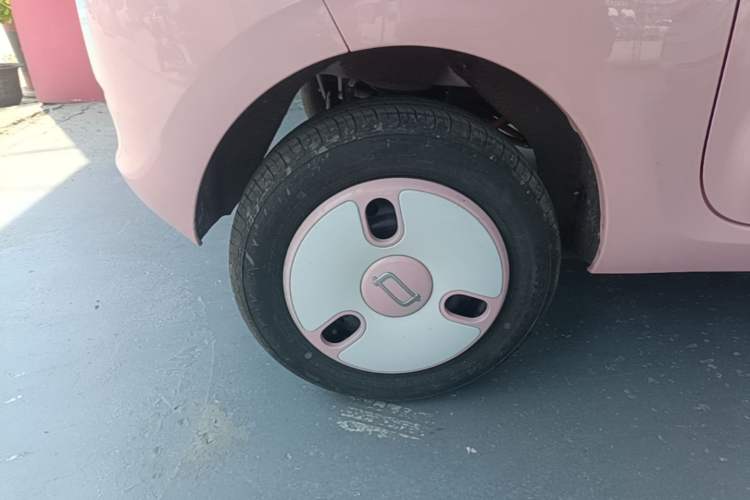 Used Bestune Pony 2025 222km Range Agile Horse Right Rear Wheel Hub