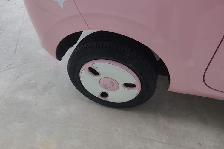Used Bestune Pony 2025 222km Range Agile Horse Right Rear Wheel Hub