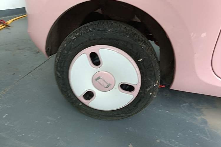 Used Bestune Pony 2025 222km Range Agile Horse Right Rear Wheel Hub