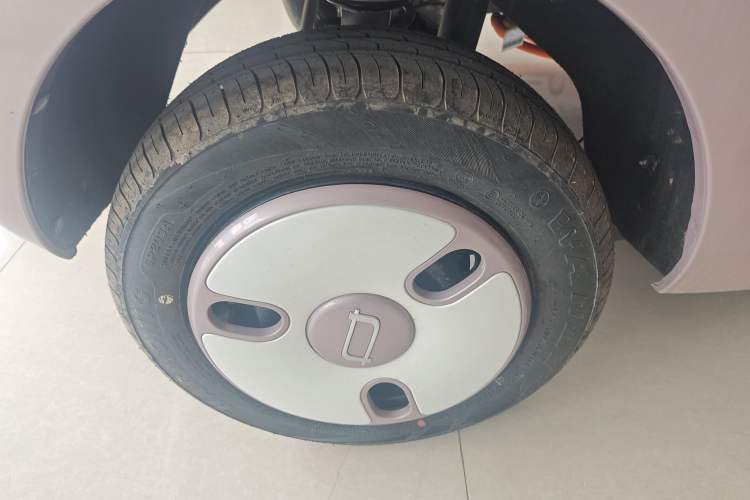 Used Bestune Pony 2025 222km Range Agile Horse Right Rear Wheel Hub