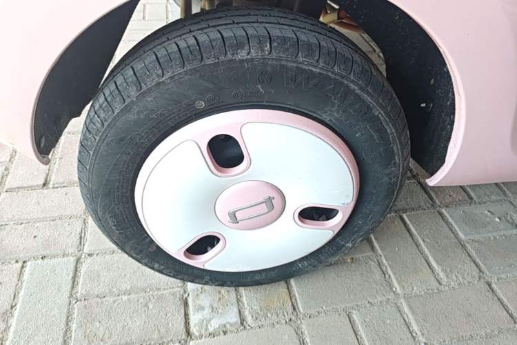 Used Bestune Pony 2025 222km Range Agile Horse Right Rear Wheel Hub