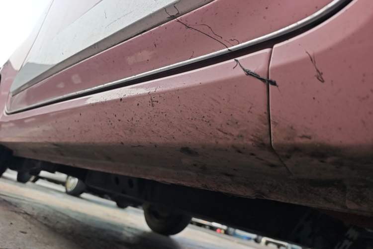 Used Bestune Pony 2025 222km Lightning Horse Right Side Sill