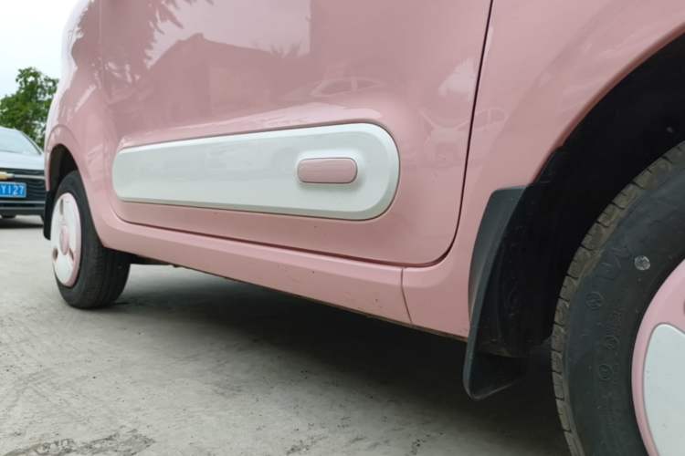 Used Bestune Pony 2025 222km Range Agile Horse Right Side Sill