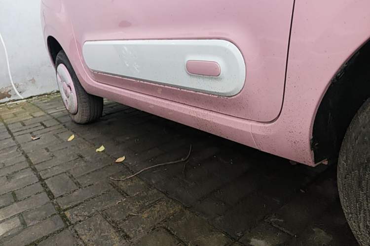 Used Bestune Pony 2025 222km Range Agile Horse Right Side Sill