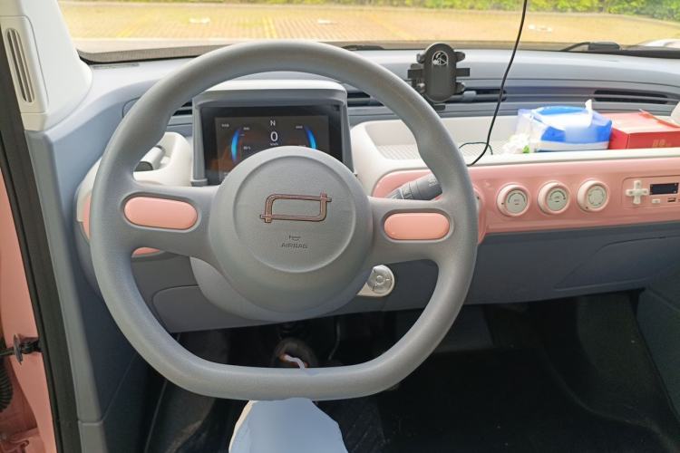 Used Bestune Pony 2025 222km Range Agile Horse Steering Wheel