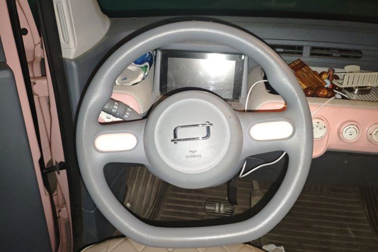 Used Bestune Pony 2025 222km Range Agile Horse Steering Wheel
