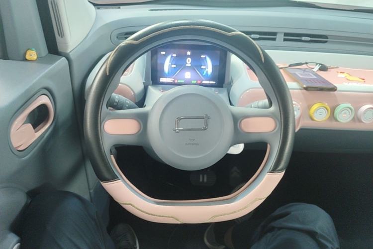 Used Bestune Pony 2025 222km Range Agile Horse Steering Wheel