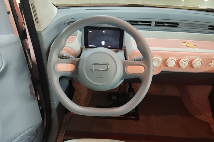 Used Bestune Pony 2025 222km Range Agile Horse Steering Wheel