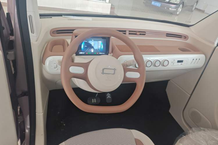 Used Bestune Pony 2025 222km Range Agile Horse Steering Wheel
