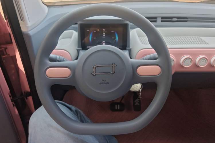 Used Bestune Pony 2025 222km Range Agile Horse Steering Wheel