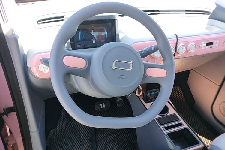 Used Bestune Pony 2025 222km Range Agile Horse Steering Wheel