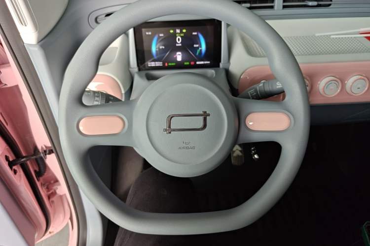 Used Bestune Pony 2025 222km Range Agile Horse Steering Wheel