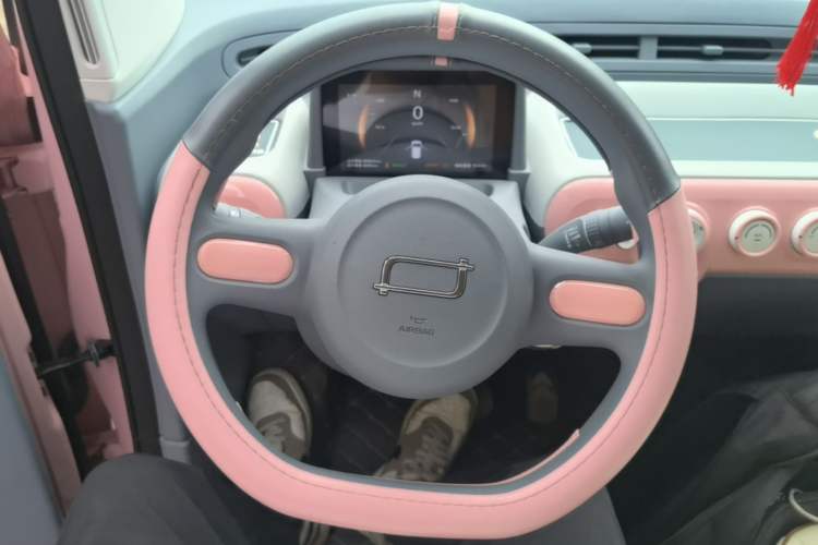 Used Bestune Pony 2025 222km Range Agile Horse Steering Wheel