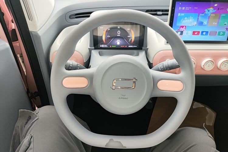 Used Bestune Pony 2025 222km Range Agile Horse Steering Wheel