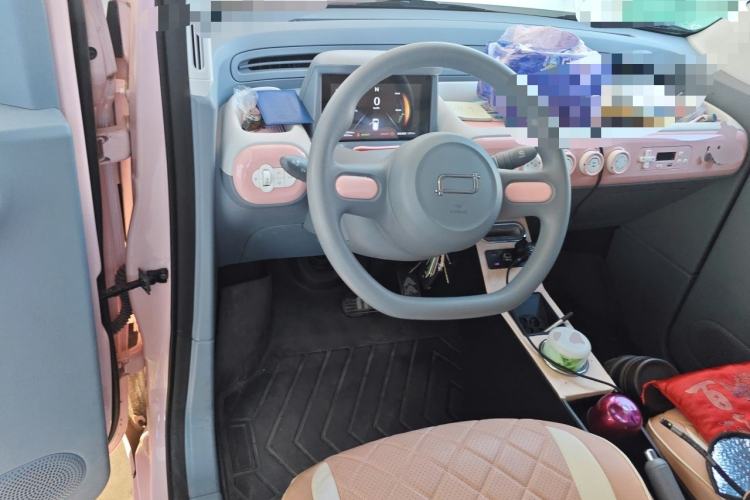Used Bestune Pony 2025 222km Range Agile Horse Steering Wheel