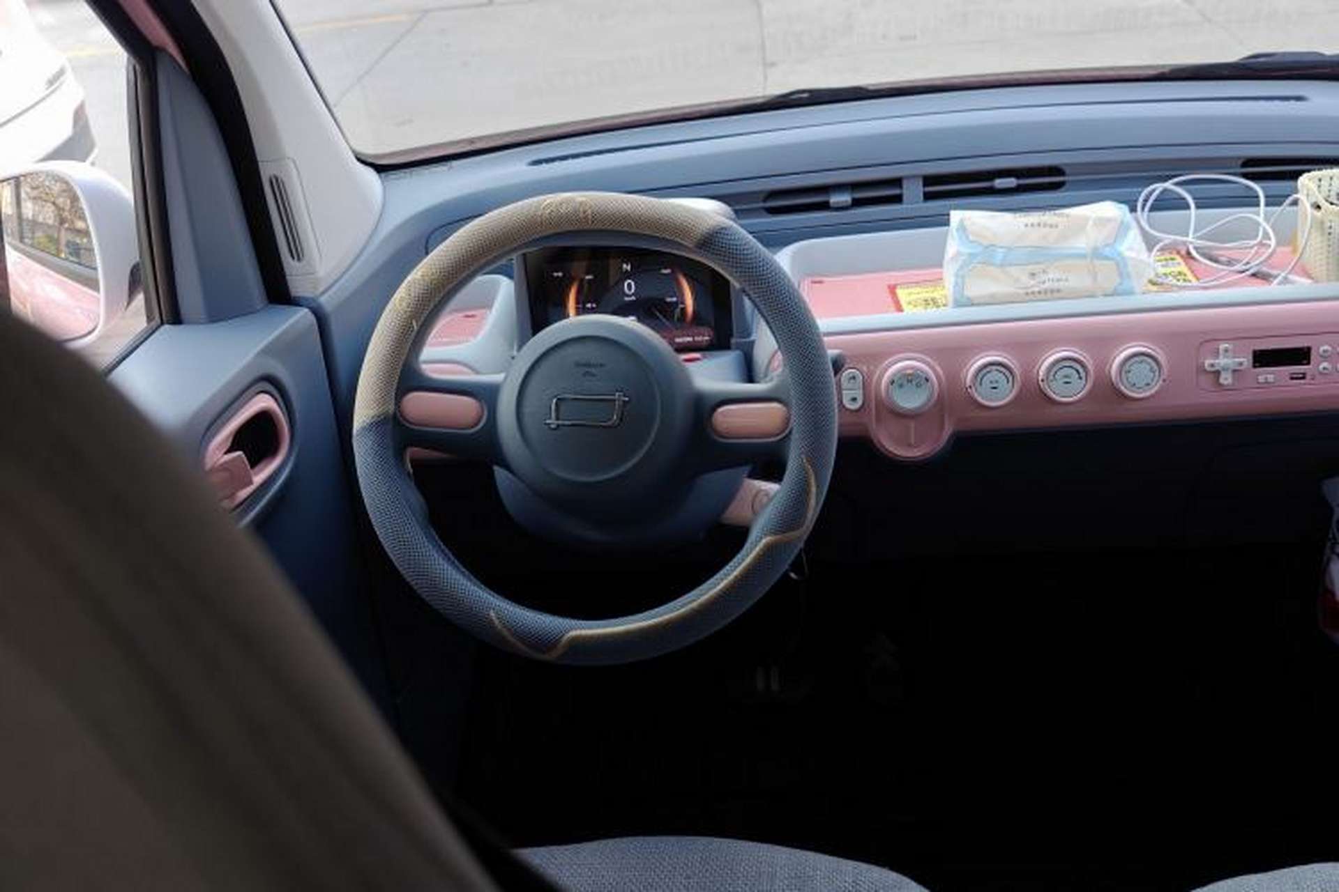 Used Bestune Pony 2025 222km Range Agile Horse Steering Wheel