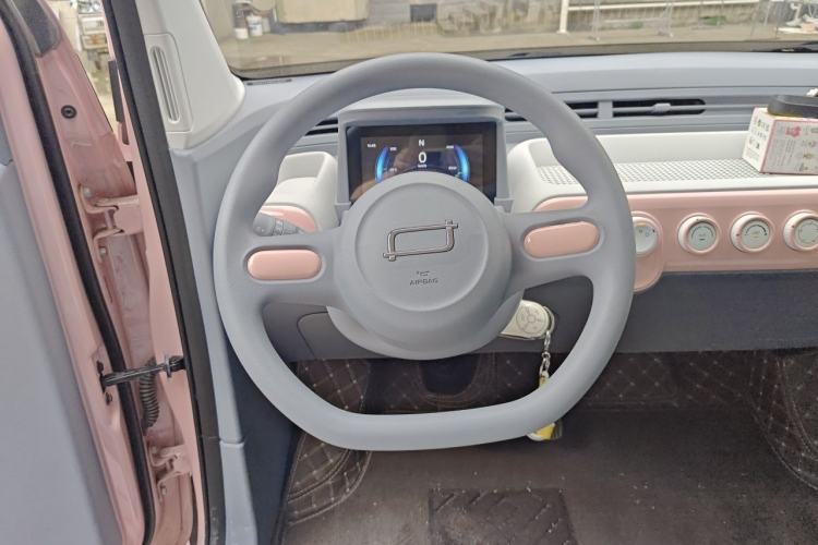 Used Bestune Pony 2025 222km Range Agile Horse Steering Wheel