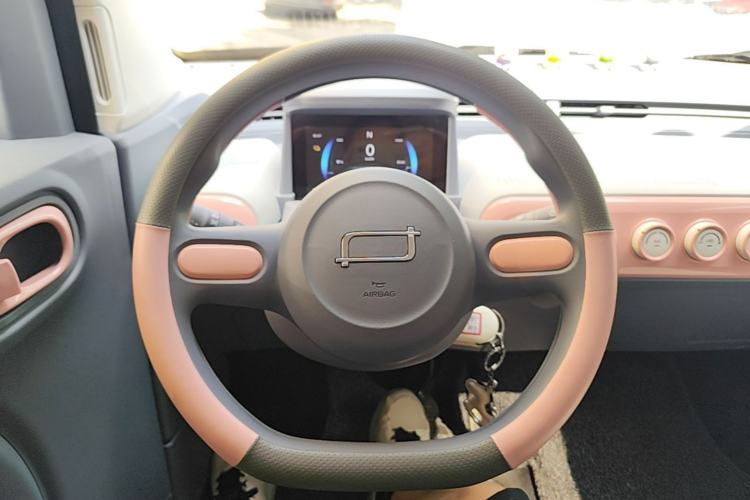 Used Bestune Pony 2025 222km Range Agile Horse Steering Wheel