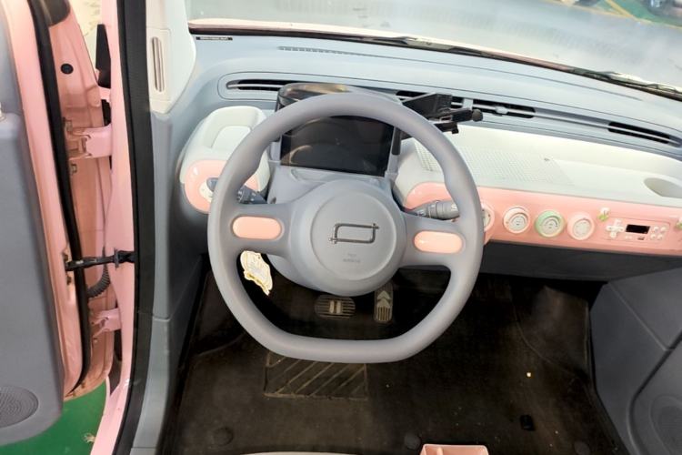 Used Bestune Pony 2025 222km Range Agile Horse Steering Wheel