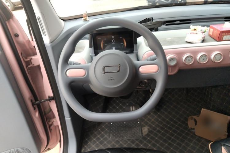 Used Bestune Pony 2025 222km Range Agile Horse Steering Wheel