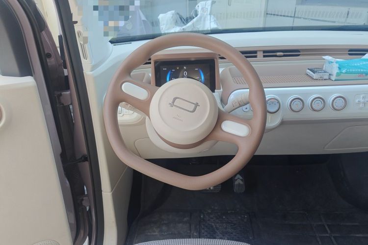 Used Bestune Pony 2025 222km Range Agile Horse Steering Wheel